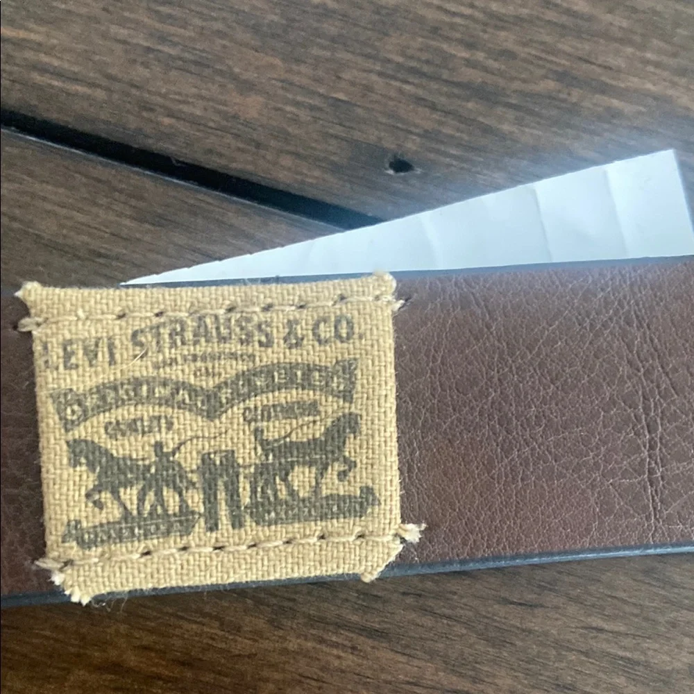 Levi’s Strauss reversible kids belt